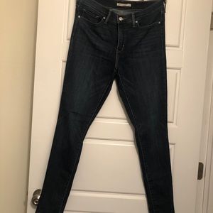 Levis jeans